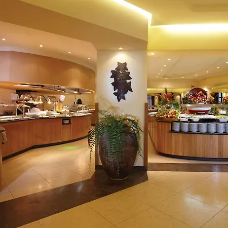 Ξενοδοχείο με διαμερίσματα Eden Mar - Portobay